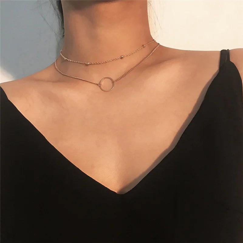 Colar triplo Aurora - Pingente de Girassol - Banho em Ouro 18k