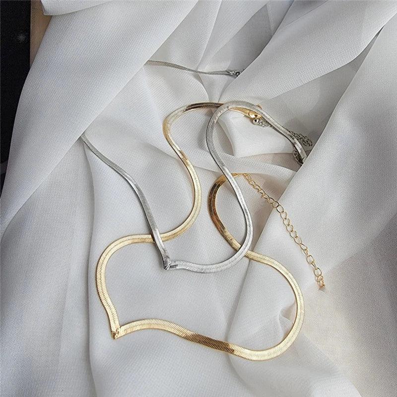 Colar Clavicular - Aurora - Banho em ouro 18k